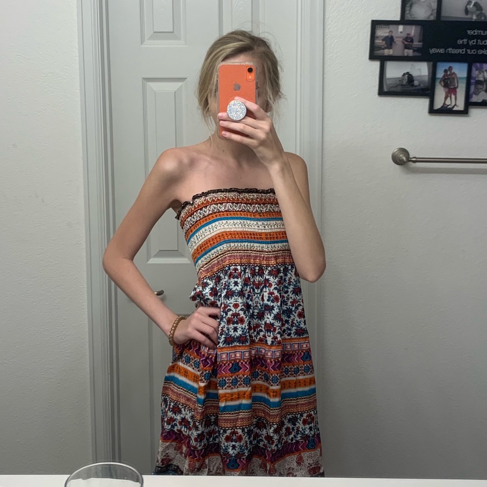 Strapless short sundress